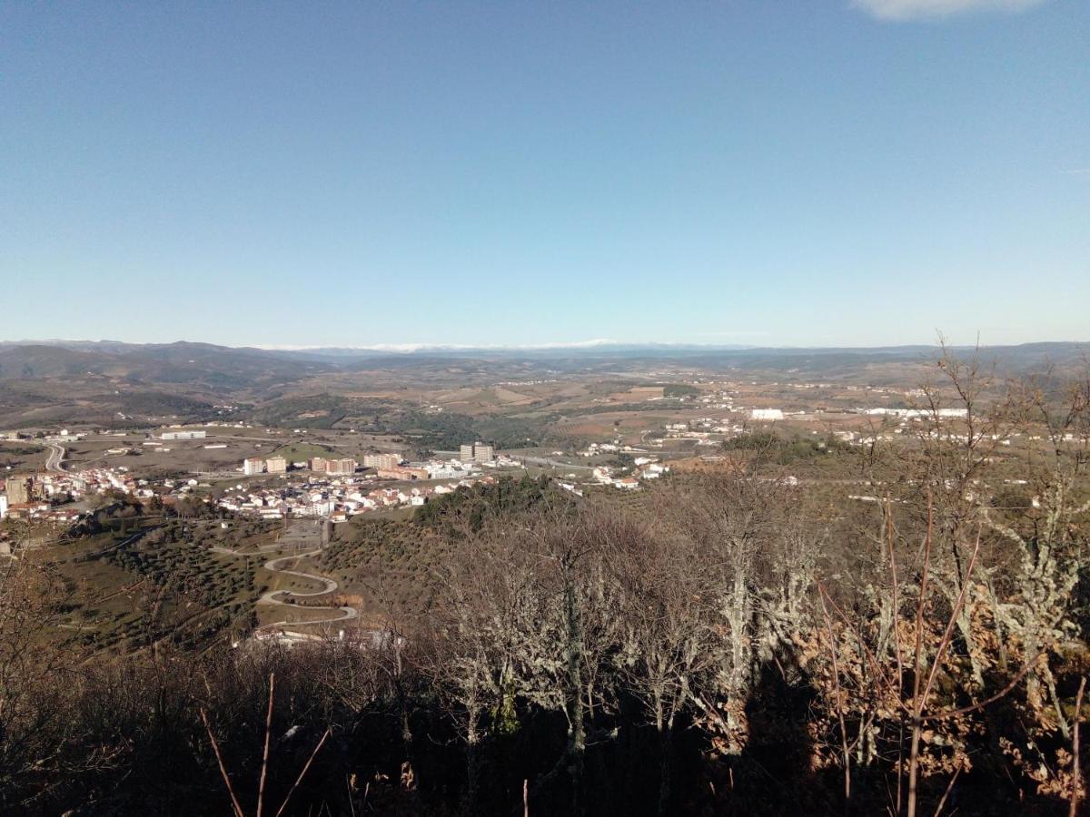 O Palheirinho - Turismo Rural - Bragança Casa de hóspedes Samil Exterior foto